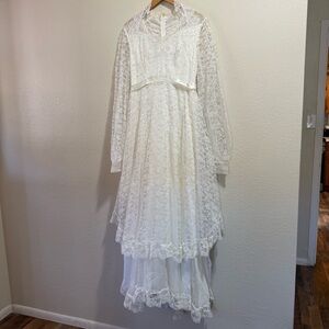 Bridallure White Lace Wedding Dress with Petticoat Underskirt